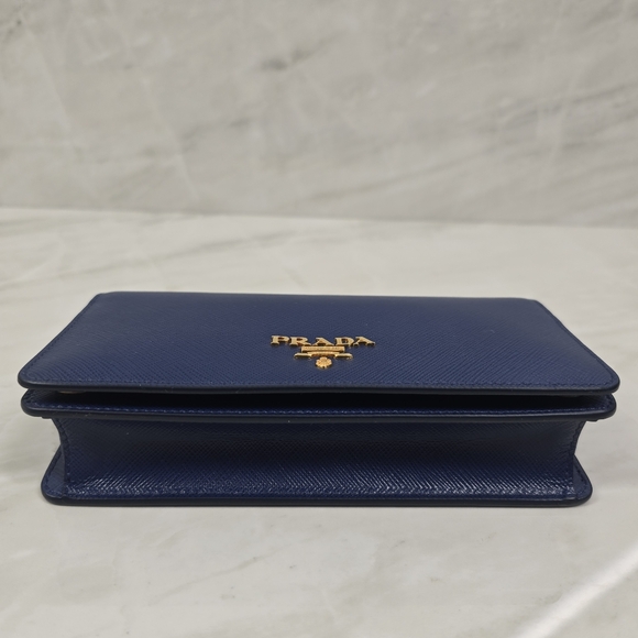 Prada Wallet on Chain/Clutch - Picture 7 of 13